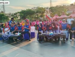 Pemkab Sampang Gandeng Komunitas dan Bank Jatim Gelar Senam Massal dan Santunan Anak Yatim