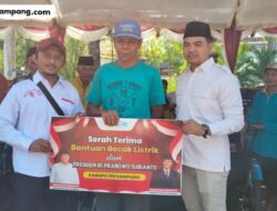 Solidaritas untuk Lansia: Becak Listrik dari Prabowo Disalurkan DPC Gerindra Sampang